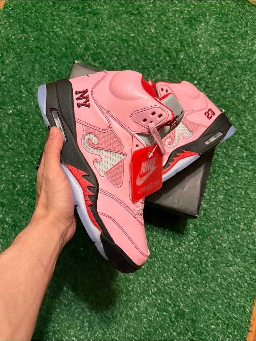 Air Jordan 5 Retro AWAKE NY ‘Boro - Arctic Pink’